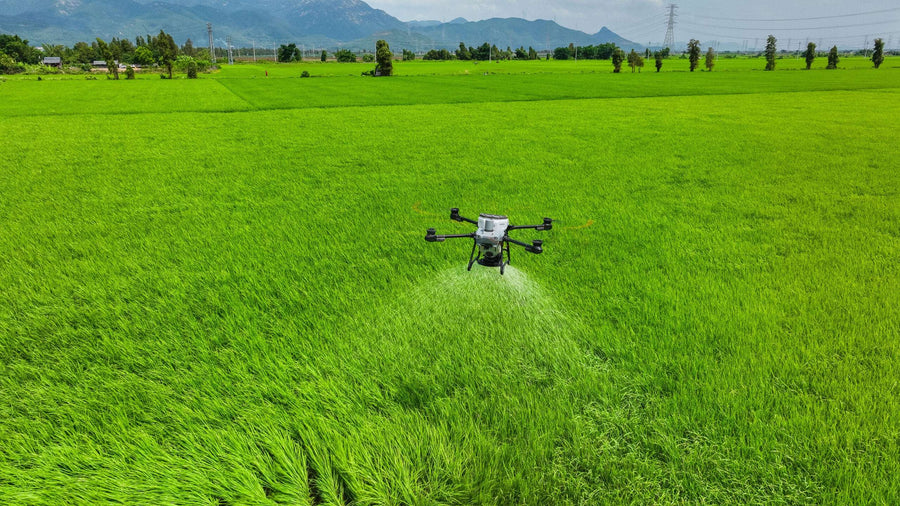 DJI Agras T25 Spreading System